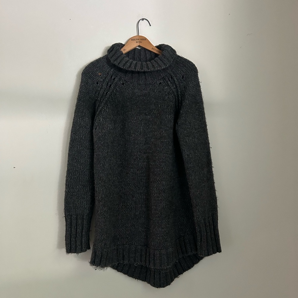 Wool blend fisherman’s style sweater